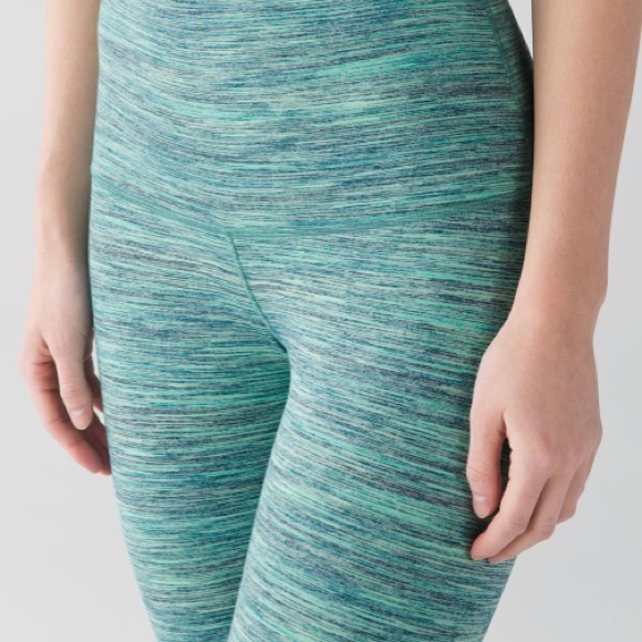 lululemon Wunder Under Hi Rise Crop - Picture 4 of 12